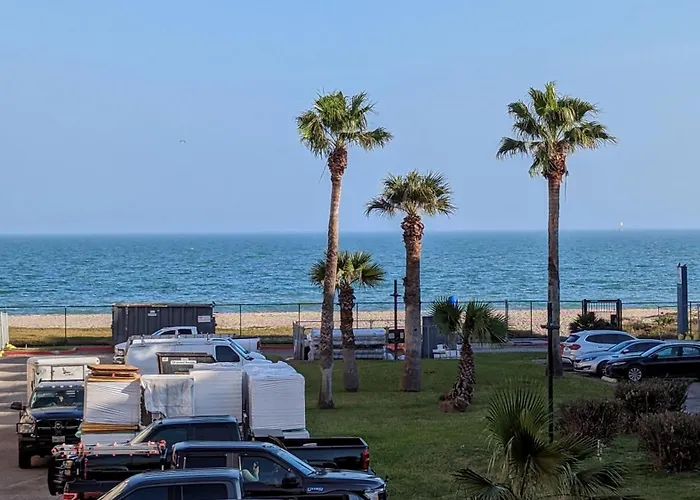 Waterfront North Beach Condo With Beach And Pool Access