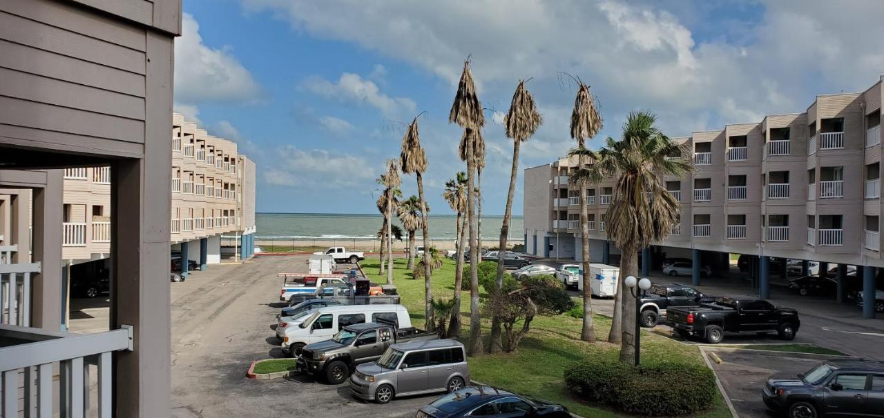 Waterfront North With And Pool Access Corpus Christi